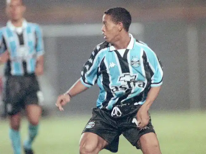 国足的亚洲 国足的亚洲